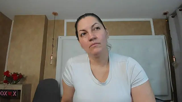 Heidy_milf webcam