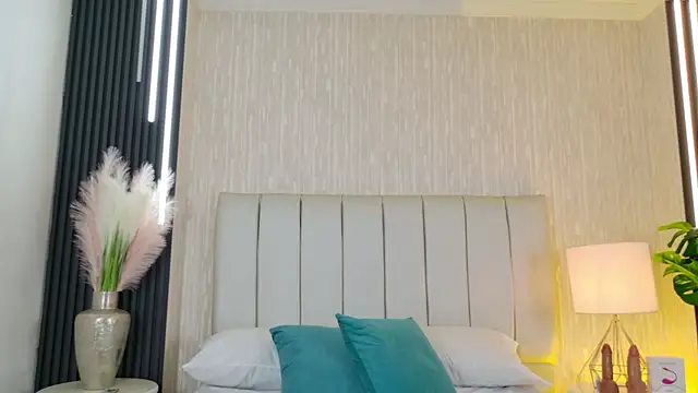 Carrie_GB webcam
