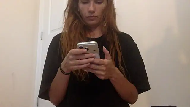 XxAlexiiaxX webcam