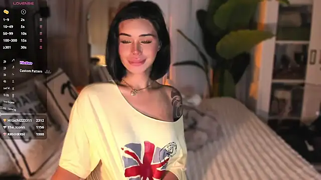 ParisianDoll webcam