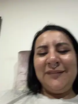 Abril_Luv webcam