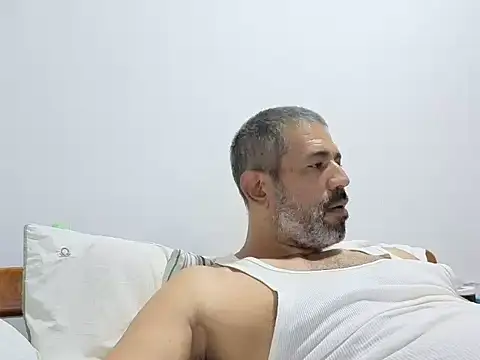 jackbigcock11 webcam