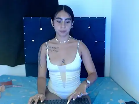 helendavied - HelenDavied's free webcam - UK Sex Cams