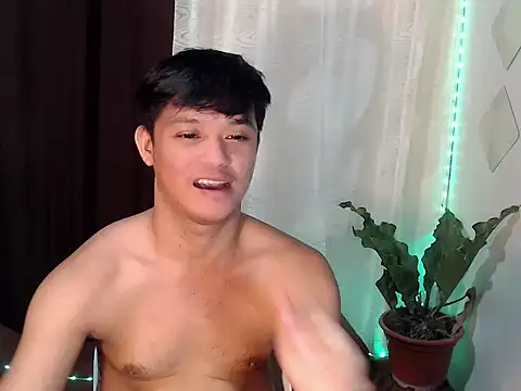 kingdomcum96 - Kingdomcum96's free webcam - UK Sex Cams