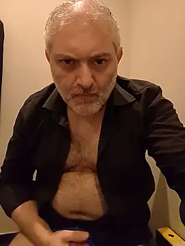 alessio8000 - Alessio8000's free webcam - UK Sex Cams