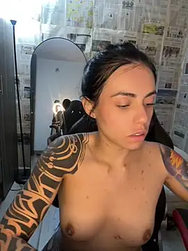 i_am_nina_ webcam
