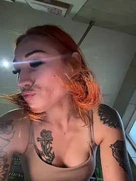 ThornsandHoney webcam