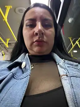 Abril_Luv webcam