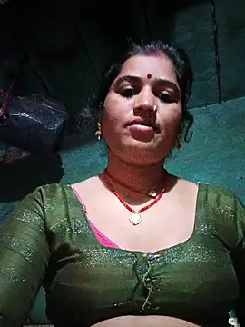 Hot_kamla