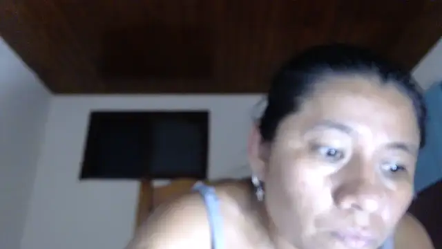 adrixxx38 webcam