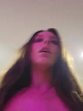 LilyOrion webcam
