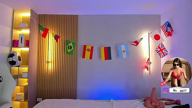 liah_cleir live cam on StripChat