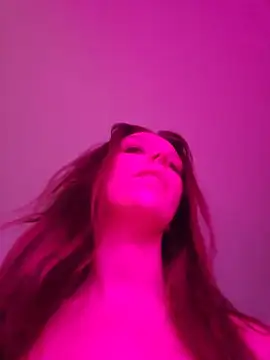 LilyOrion webcam
