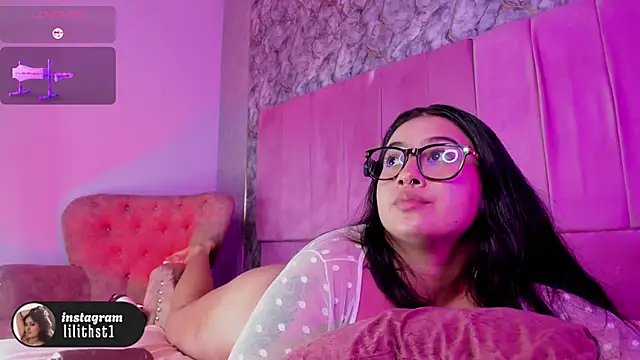 lilithst_ webcam