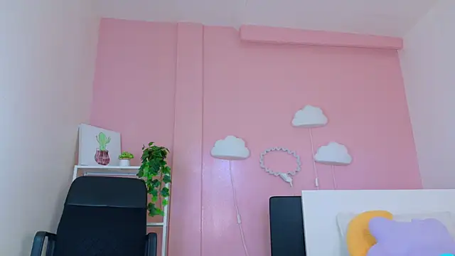 SeleneGibson__ webcam
