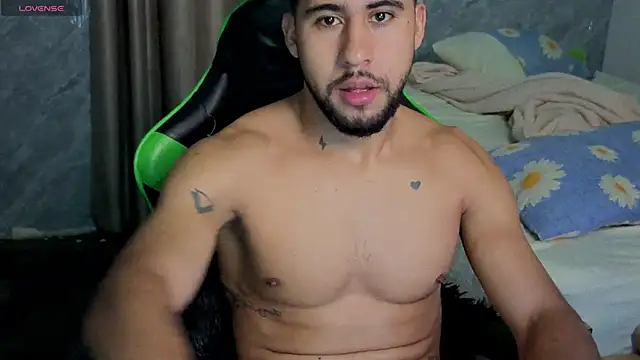 Daiki_Jack live cam on StripChat