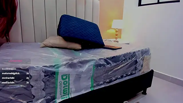 Mia_thompson_19 webcam