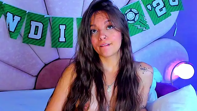 AmmyJones_ webcam