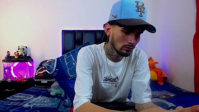 Brutal_Sex_Fucking webcam