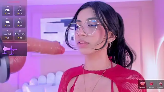 zia_cooper webcam