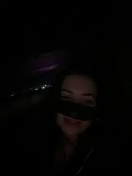 KnellForQueen webcam