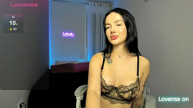 SelinaStorm webcam