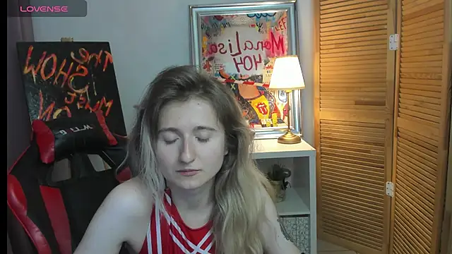 CamillaDreamer webcam