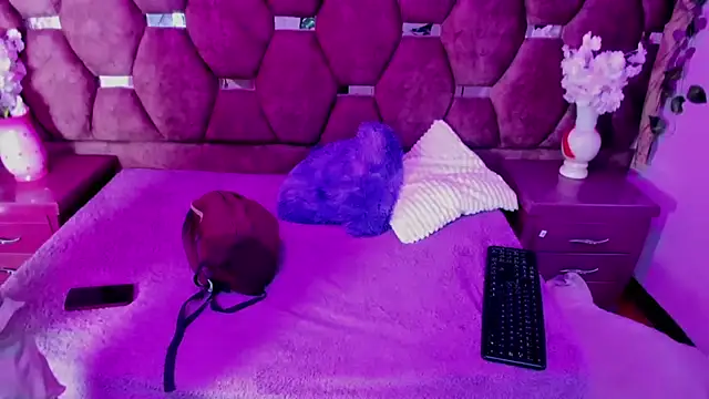 _Ivy_Luna webcam