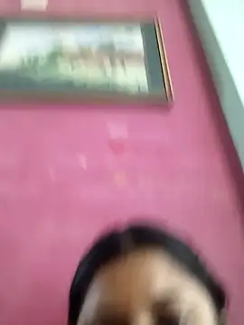 pinkisaha75 webcam
