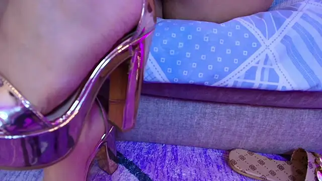 Katalina_Alvarezz webcam