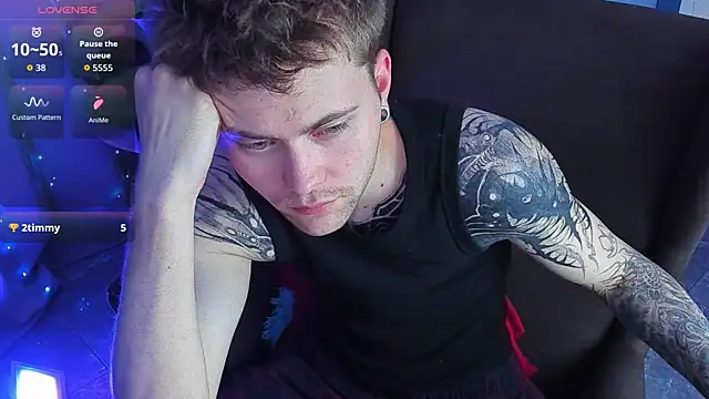 Thomas_Norton live cam on StripChat