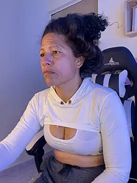 victorya_milf webcam