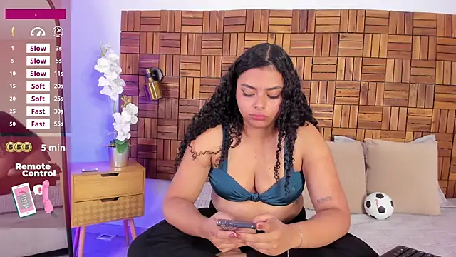 scarlett__3 webcam