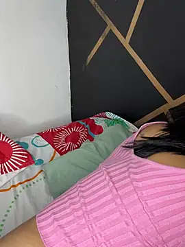 DaniRivers_ webcam