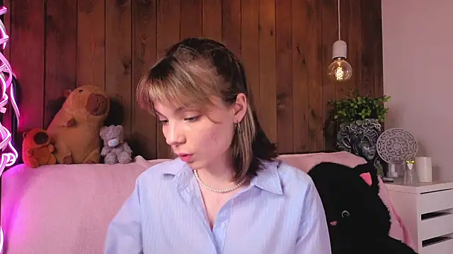 IvoryPesante webcam