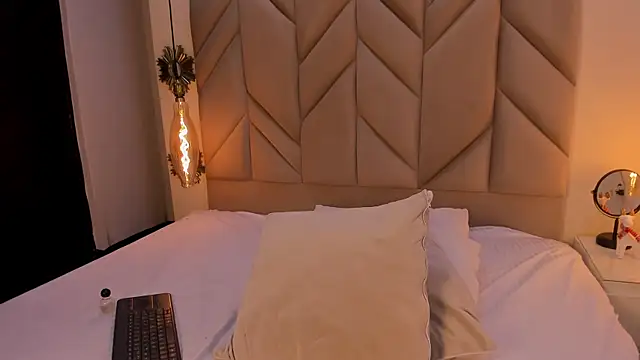 OliviaLank webcam