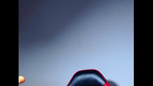 rowanbig live cam on StripChat
