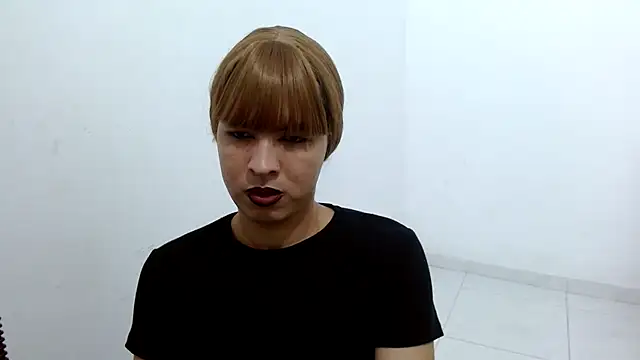 estefania224 webcam