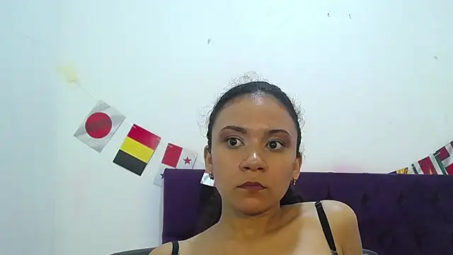 Little18Doll webcam