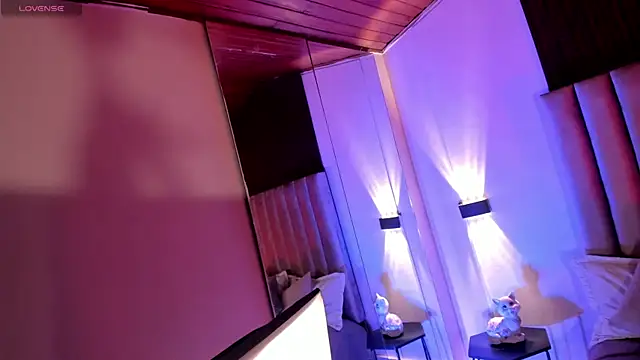 Isis_Moon webcam