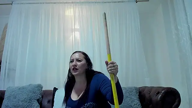 Anyelina_milf webcam