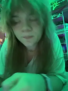 cutiepiespanks (F young) - 🧼🫧Shower get me Soaked🫧🧼