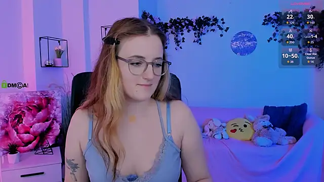 luna_berryy webcam
