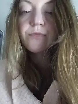 KattyLuuu webcam
