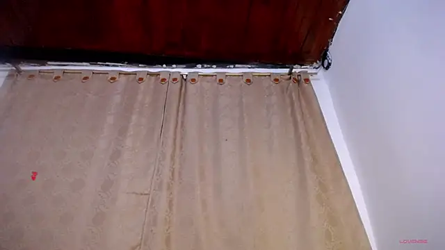 DaraSweet20 webcam