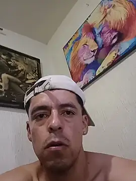 Junior_47 webcam