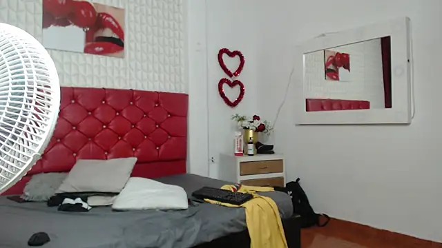 Zayn_Moretti webcam