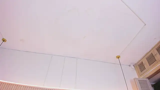 NahimiThompson webcam