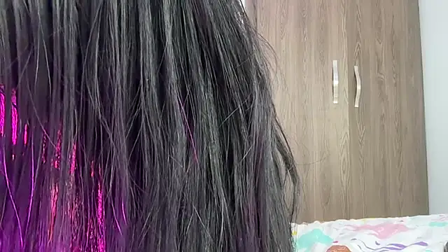 candy_hot999 live cam on StripChat