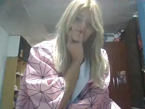 hotblonde669